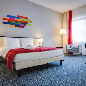 https://park-inn-by-radisson-amsterdam-airport-schiphol.utrechthotels.net